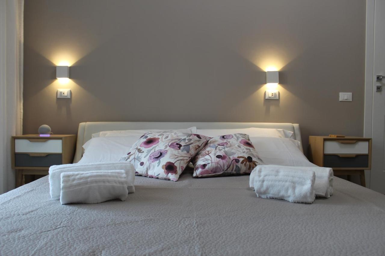 Aurora Bnb Pisa Bagian luar foto